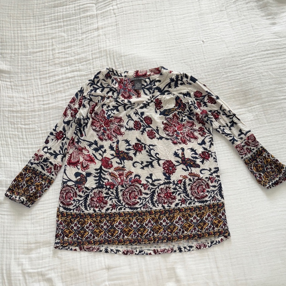 Chelsea & Theodore floral bird design top